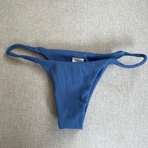 Ama blue bikini